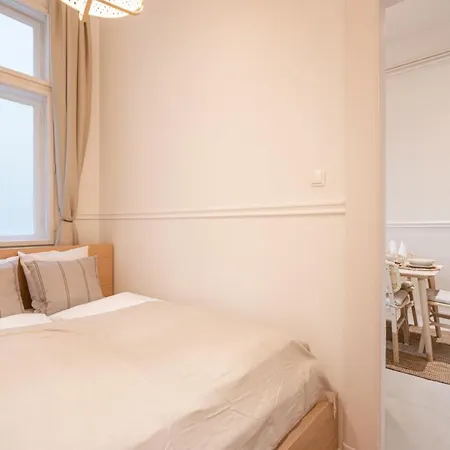 Sassy Lee Apartment Budapest Exterior foto