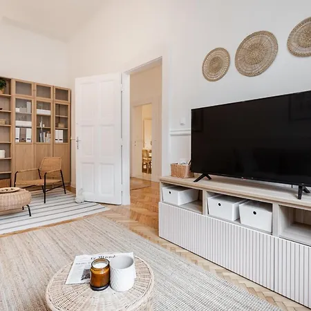 Sassy Lee Apartment Budapest Exterior foto